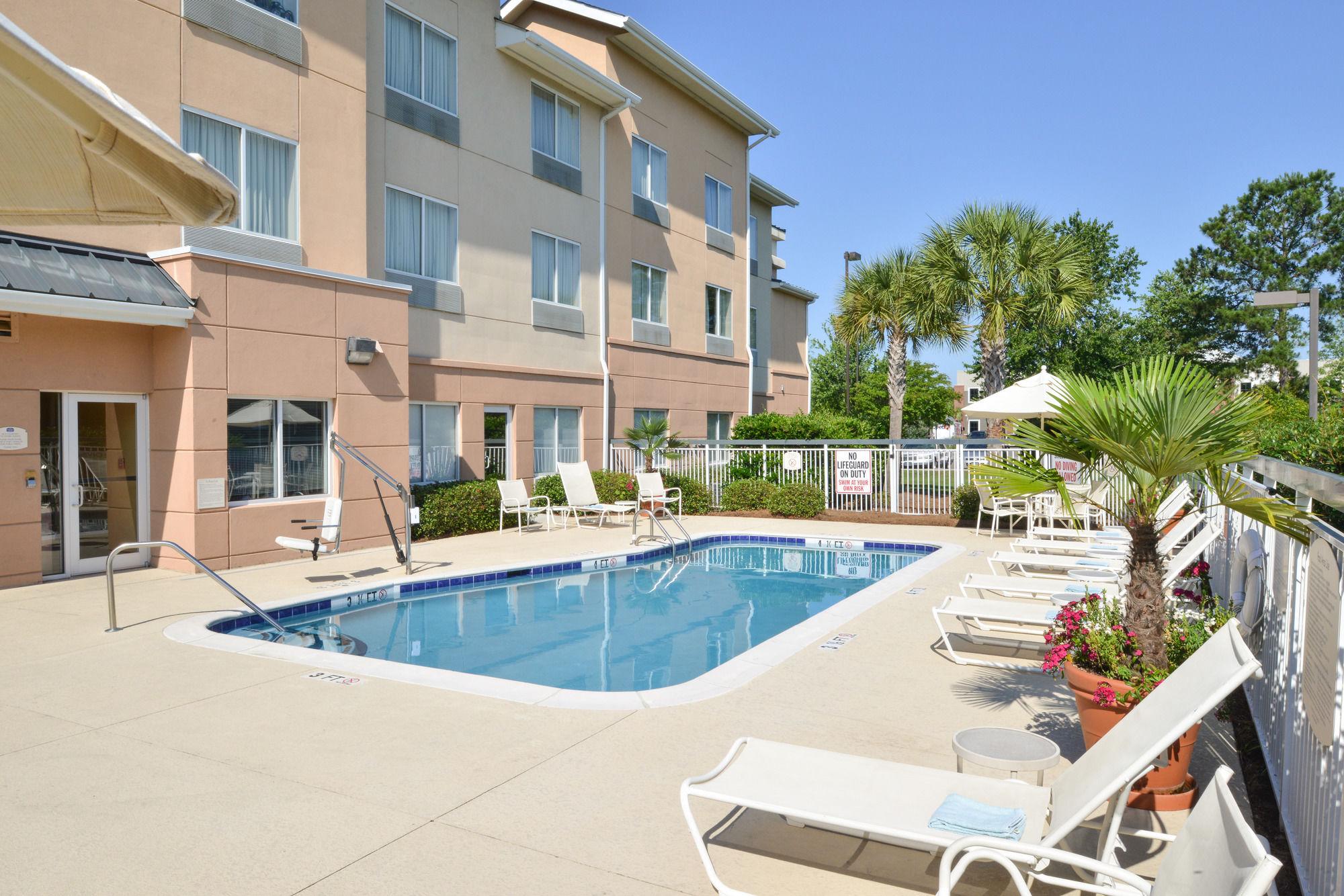 Fairfield Inn And Suites Charleston North/University Area North Charleston Bagian luar foto