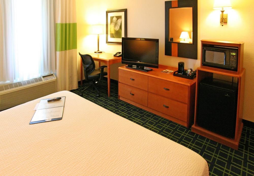 Fairfield Inn And Suites Charleston North/University Area North Charleston Bagian luar foto