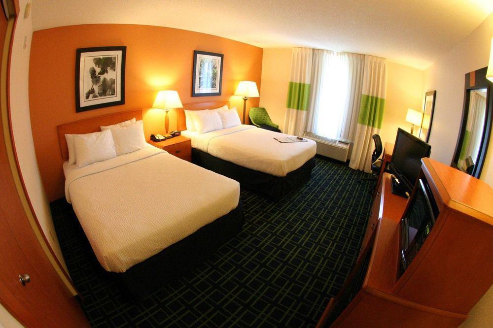 Fairfield Inn And Suites Charleston North/University Area North Charleston Bagian luar foto