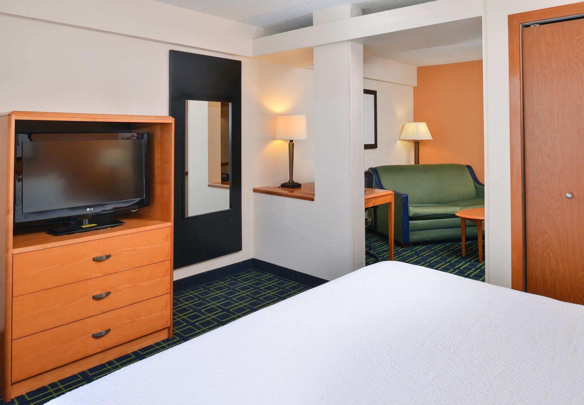 Fairfield Inn And Suites Charleston North/University Area North Charleston Bagian luar foto